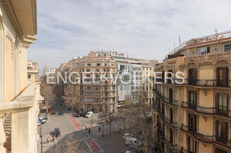 Foto 1367dc14-e24c-4d07-8933-e7a3a7ef361c. Alquiler apartamento precioso piso reformado en eixample dreta larga estancia en Barcelona