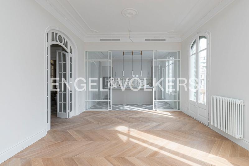 Foto 1356143d-bcce-4f55-ace0-6edc46b483ee. Location appartement avec chauffage dans Dreta de l´Eixample Barcelona