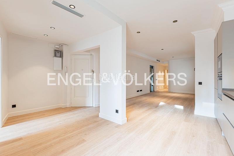 Foto 239c13a0-d5d4-451f-9264-f2154905886d. Attico con riscaldamento in Sant Gervasi - Bonanova Barcelona