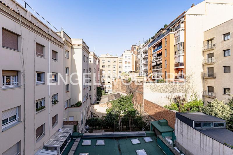 Foto 69fdc5b8-8bac-4273-ae78-a6b237964a29. Attico con riscaldamento in Sant Gervasi - Bonanova Barcelona