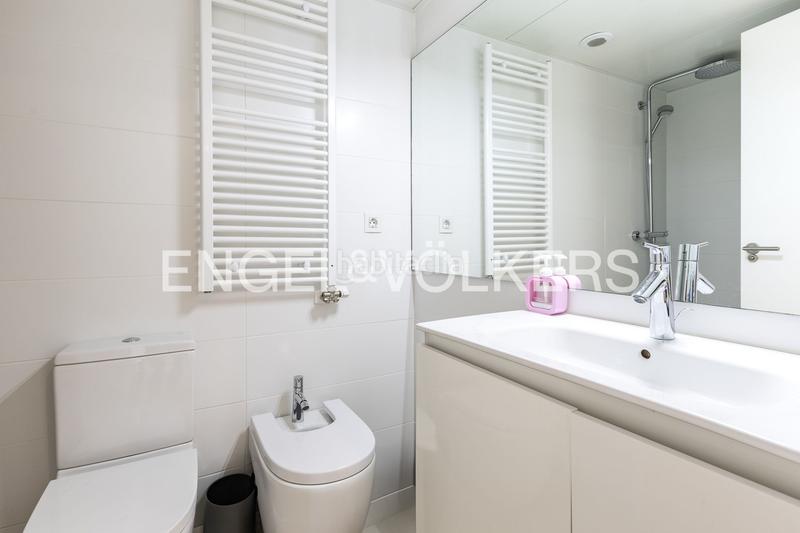 Foto 26aae852-581f-4ba8-9bba-3eb38c95185e. Appartement mit heizung parking pool in El Rengle Mataró