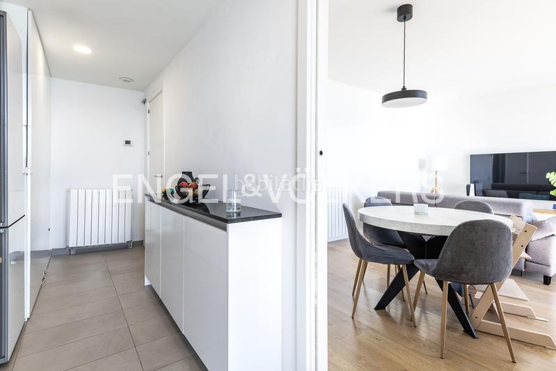 Foto 53735734-afdc-49dd-8475-648e273a2c79. Appartement mit heizung parking pool in El Rengle Mataró