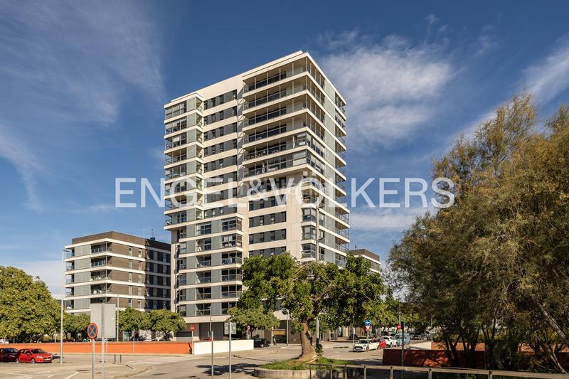 Foto 83619329-b379-492d-80dc-ee96657f1e29. Appartement mit heizung parking pool in El Rengle Mataró