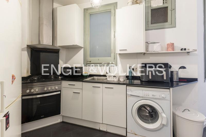 Foto 33bcd50c-751b-4a90-a48c-50c9412ba0a0. Apartament amb calefacció a Hostafrancs Barcelona