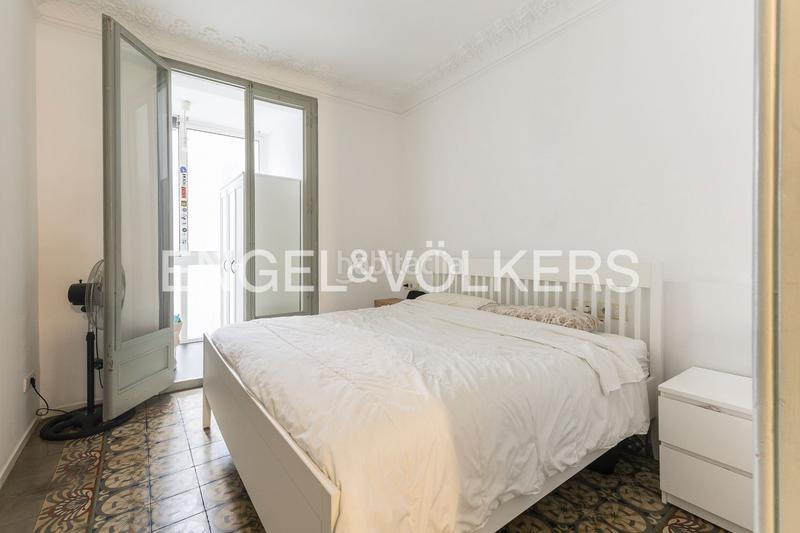 Foto 6b911d6b-c5c3-449a-b355-02f774d3b8e0. Apartament amb calefacció a Hostafrancs Barcelona