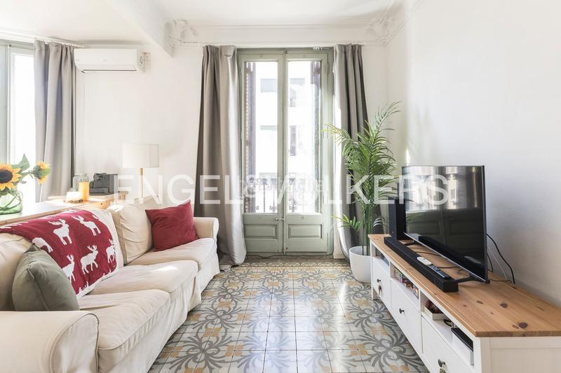 Foto d3cc926e-6653-48dd-96ce-1cbf2d08c225. Apartament amb calefacció a Hostafrancs Barcelona
