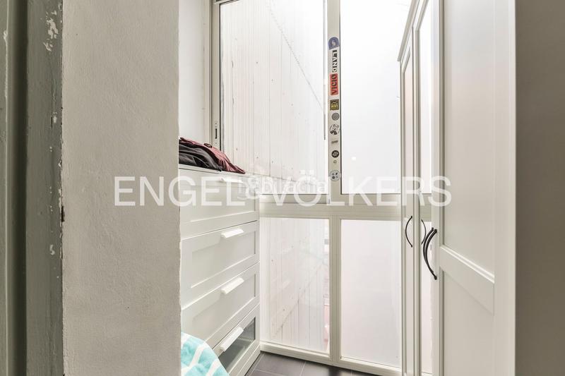 Foto f11a6cf5-966f-4e49-88f2-3a1acb5880fa. Apartament amb calefacció a Hostafrancs Barcelona