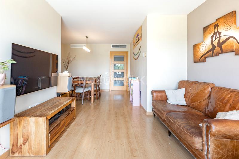 Foto 01e8c2f2-5e80-48da-a310-e2485d459085. Apartament amb calefacció aparcament a Mas Rampinyo - Montcada Nova - Carrerada Montcada i Reixac