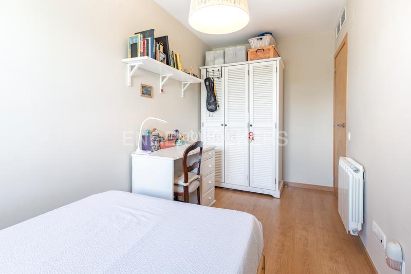 Foto 1957b401-84c4-4d2f-964b-77dc019ead7d. Apartament amb calefacció aparcament a Mas Rampinyo - Montcada Nova - Carrerada Montcada i Reixac