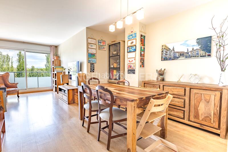 Foto 6c4b1408-8a16-4684-acda-3769702d3f41. Apartament amb calefacció aparcament a Mas Rampinyo - Montcada Nova - Carrerada Montcada i Reixac