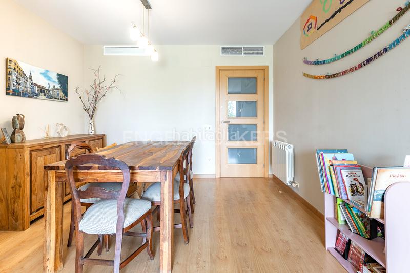 Foto 7f8fbc0e-2dc8-47cf-a388-137628a2feaf. Apartament amb calefacció aparcament a Mas Rampinyo - Montcada Nova - Carrerada Montcada i Reixac