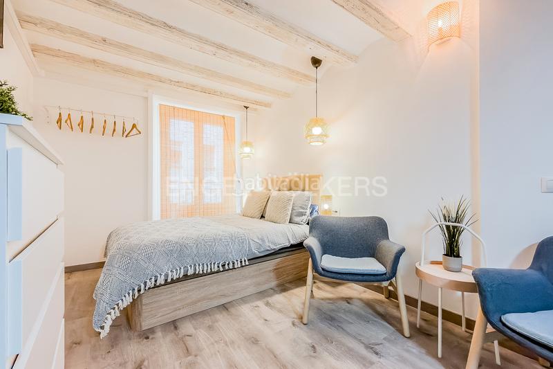 Foto 26960e3d-c0c9-494f-aa2f-44b27973be62. Alquiler apartamento moderno estudio totalmente exterior reformado para alquiler temporal en Barcelona