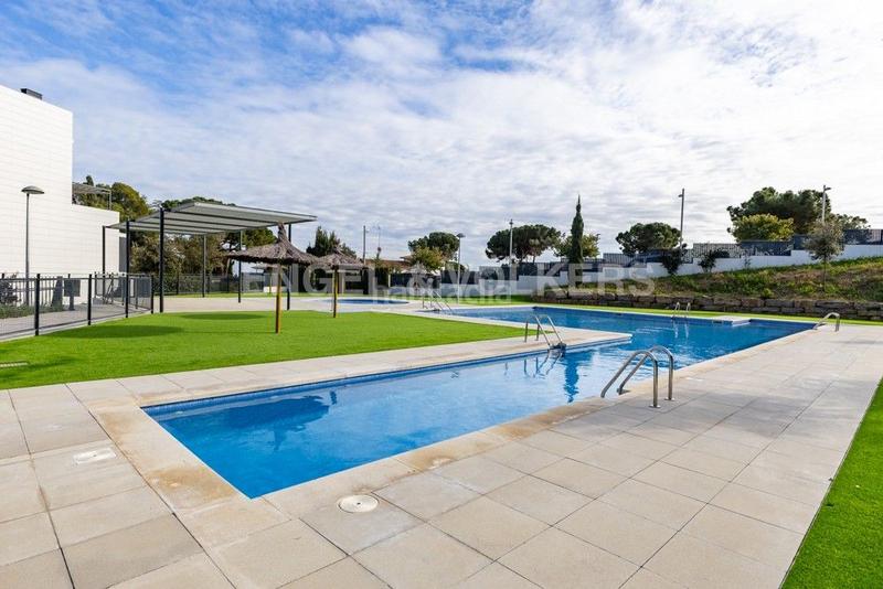 Foto 69a686b2-cf5c-4e85-9c2e-8e886f2ca045. Piccolo appartamento con riscaldamento parcheggio piscina in Sant Andreu de Llavaneres