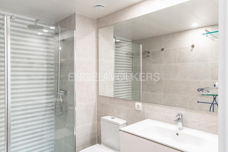 Foto b3a60bf1-1374-40c7-9efd-06e77650f700. Piccolo appartamento con riscaldamento parcheggio piscina in Sant Andreu de Llavaneres