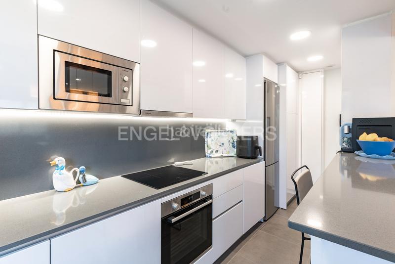 Foto b9cb5dcf-c9c4-4341-b25b-4825041072a9. Piccolo appartamento con riscaldamento parcheggio piscina in Sant Andreu de Llavaneres