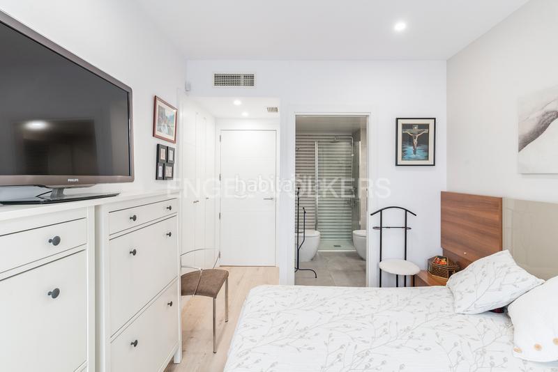 Foto c7a7c2e9-d9d1-4c7e-9efa-1782f95f3552. Piccolo appartamento con riscaldamento parcheggio piscina in Sant Andreu de Llavaneres