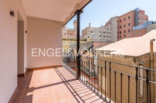Lloguer Apartament a Raval. Encantador piso reformado en alquiler de larga estancia en ciuta