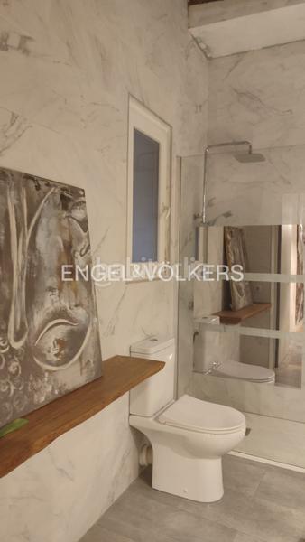 Foto 29f762c1-8840-4211-9a19-c4bc3b1f223d. Alquiler apartamento maravilloso piso en gotico temporal en Barcelona