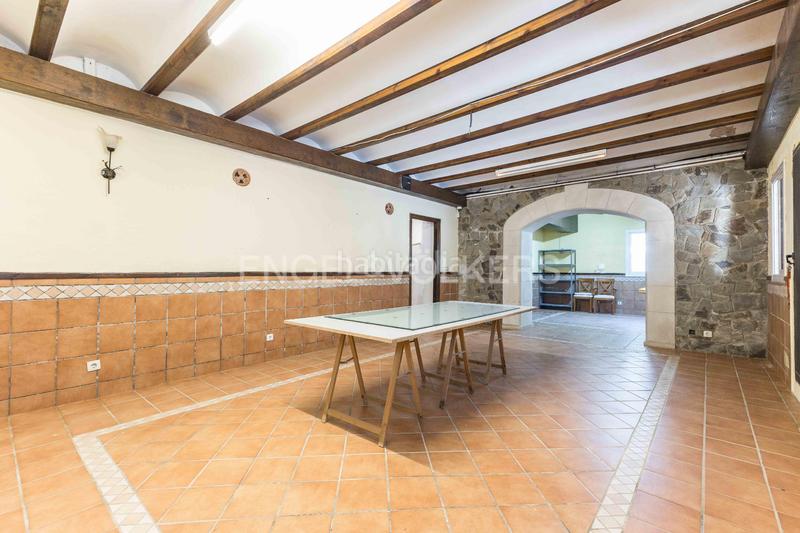 Foto 0c3a2b86-a450-4c80-8bcc-79f86e90b096. Casa con riscaldamento piscina in Mira-sol Sant Cugat del Vallès