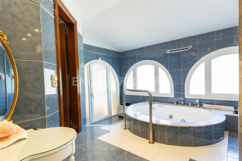 Foto 47681df6-0534-4367-8881-2bb0dcd95291. Casa con riscaldamento piscina in Mira-sol Sant Cugat del Vallès