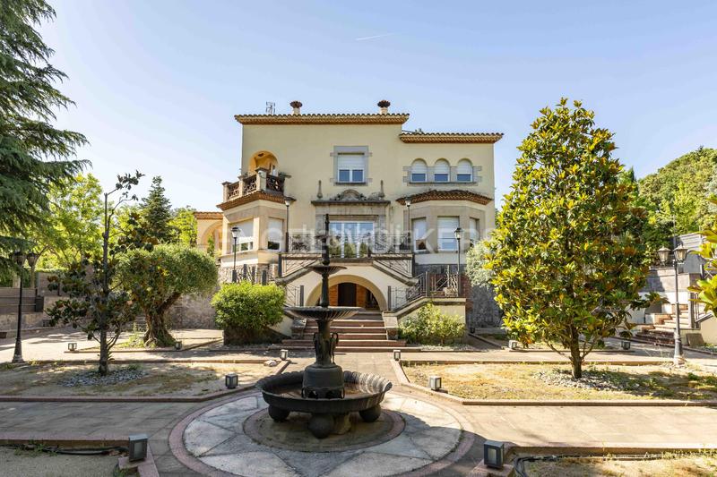 Foto 6159d54c-407a-4f93-b946-3a669e64b60f. Casa con riscaldamento piscina in Mira-sol Sant Cugat del Vallès