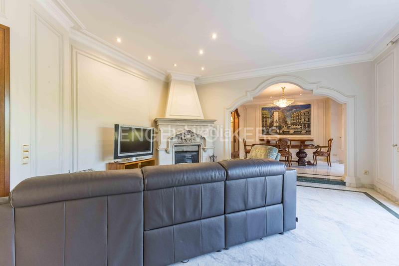 Foto cc73bff2-ae5e-40f7-b2e1-74cd88eb51b4. Casa con riscaldamento piscina in Mira-sol Sant Cugat del Vallès