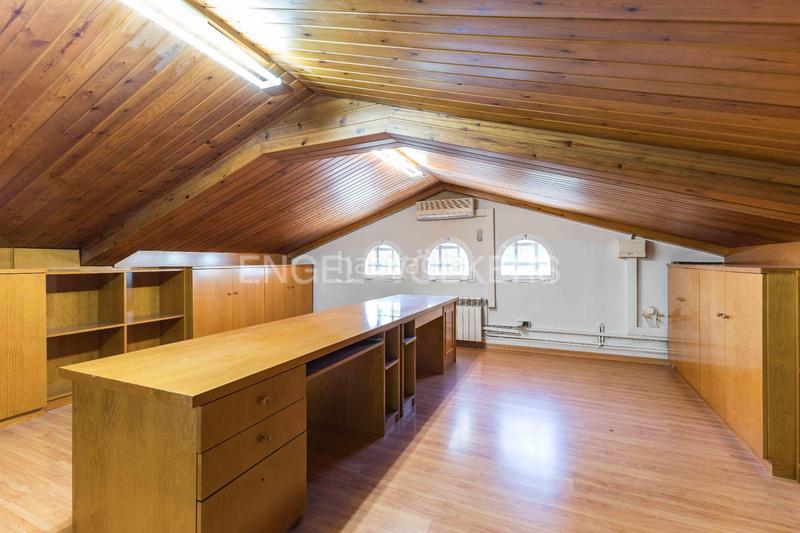 Foto f4a10925-e026-4923-9be8-004984197f3f. Casa con riscaldamento piscina in Mira-sol Sant Cugat del Vallès