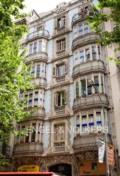 Foto 4cfea21f-6eca-40f7-93cc-150a222c7f7b. Lloguer apartament amb calefacció a La Nova Esquerra de l´Eixample Barcelona