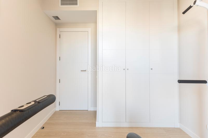 Foto 2e51a183-bd3f-4a30-95e2-96bbf0f40921. Piccolo appartamento con riscaldamento parcheggio piscina in Barcelona