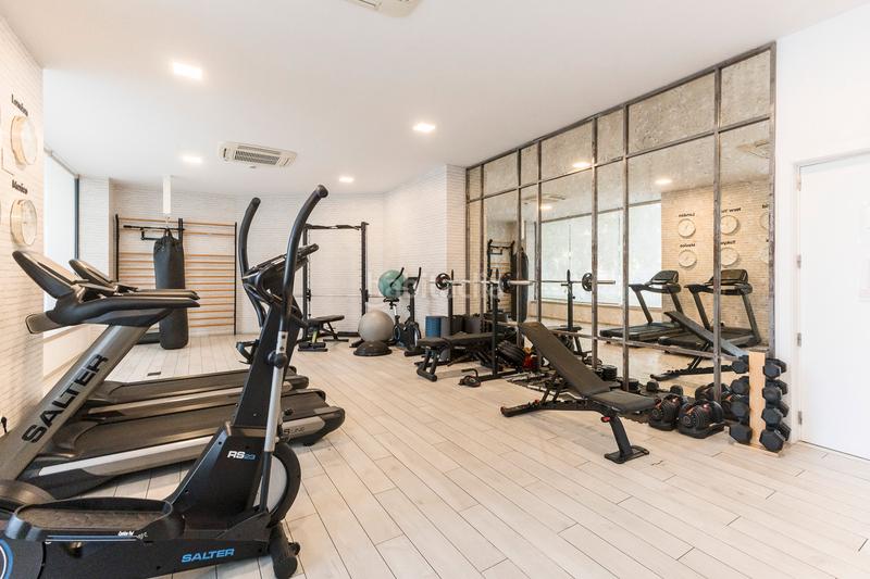 Foto 7b95b91a-8cd4-4083-b293-a670bd405b40. Piccolo appartamento con riscaldamento parcheggio piscina in Barcelona