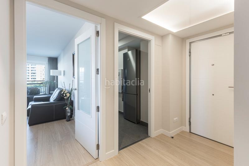 Foto 89aae0f6-0ad0-4202-a5d3-0303e7c4e5bb. Piccolo appartamento con riscaldamento parcheggio piscina in Barcelona