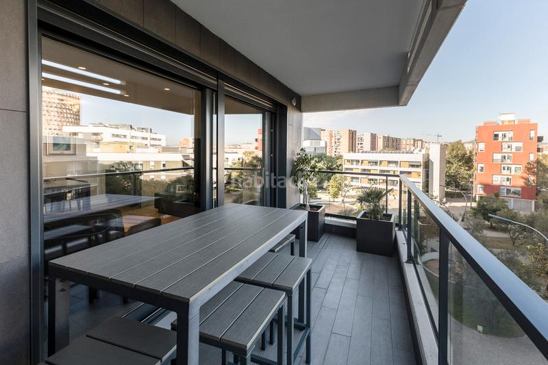 Foto 9059ec6a-51c6-4bd0-af32-f66f2cbce6f0. Piccolo appartamento con riscaldamento parcheggio piscina in Barcelona