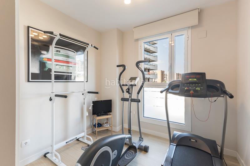 Foto c81c11bf-5795-4c7d-8a93-939f2fde152d. Piccolo appartamento con riscaldamento parcheggio piscina in Barcelona