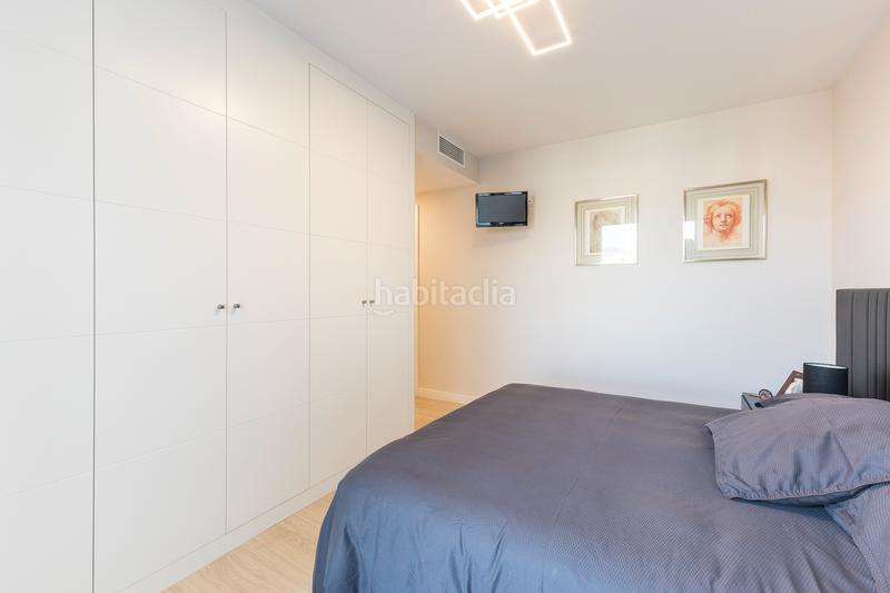 Foto d1a96015-9f5e-4f0a-9923-4fcc4b010d06. Piccolo appartamento con riscaldamento parcheggio piscina in Barcelona