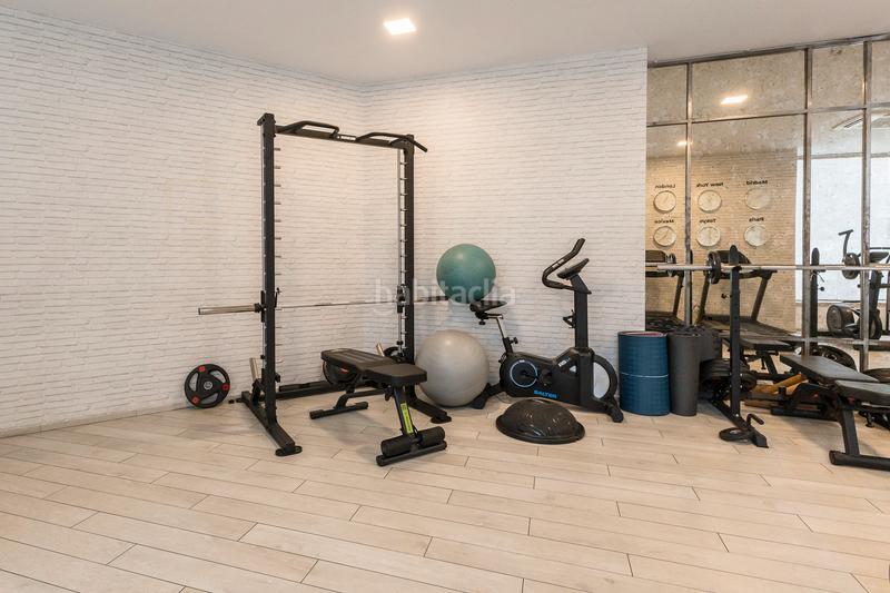 Foto df128058-4348-486b-928c-d81042583cdc. Piccolo appartamento con riscaldamento parcheggio piscina in Barcelona