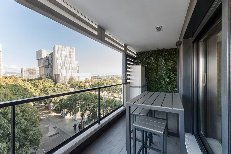 Foto f59b4fc7-6635-49ed-80c3-93cd9b03346d. Piccolo appartamento con riscaldamento parcheggio piscina in Barcelona