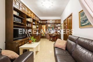 Apartament a Can Clota. Encantador piso en el corazón de can clota