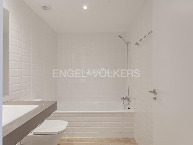 Foto ca603ad1-f79e-47fa-993c-f74dc089f723. Affitto piccolo appartamento con riscaldamento parcheggio piscina in Esplugues de Llobregat