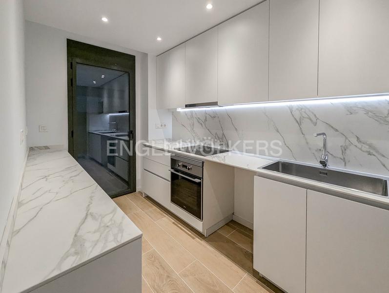 Foto d42410db-90a0-4c1a-9fe5-c5cb332e30f7. Rent apartment with heating parking pool in Finestrelles Esplugues de Llobregat