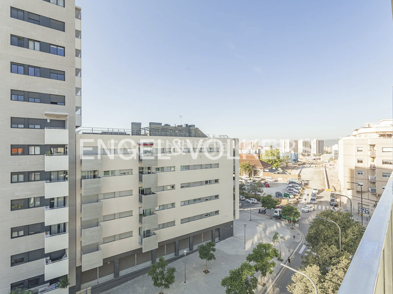 Foto 5eeeff4a-7251-431e-8fdd-587fdcd24192. Apartament amb calefacció aparcament piscina a La Plana Esplugues de Llobregat