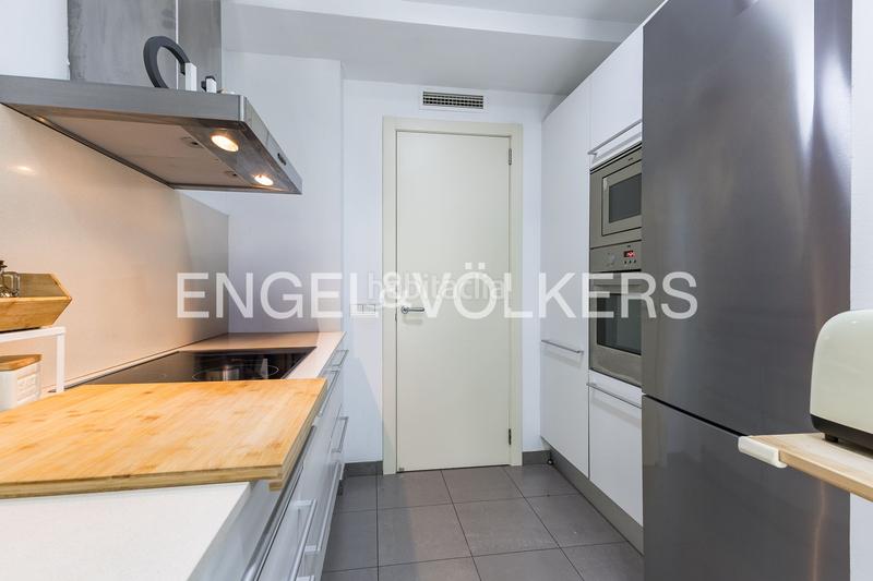 Foto 95199ab5-db02-4d5e-b45b-bd3aef494590. Apartament amb calefacció aparcament piscina a La Plana Esplugues de Llobregat