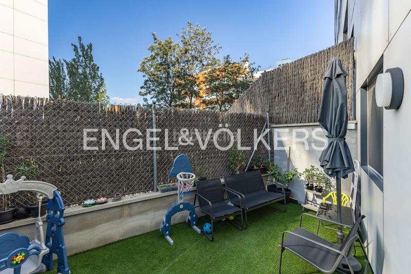 Foto d4f9d8da-c571-4b7e-887a-d92f1b1b1540. Apartament amb calefacció aparcament piscina a La Plana Esplugues de Llobregat