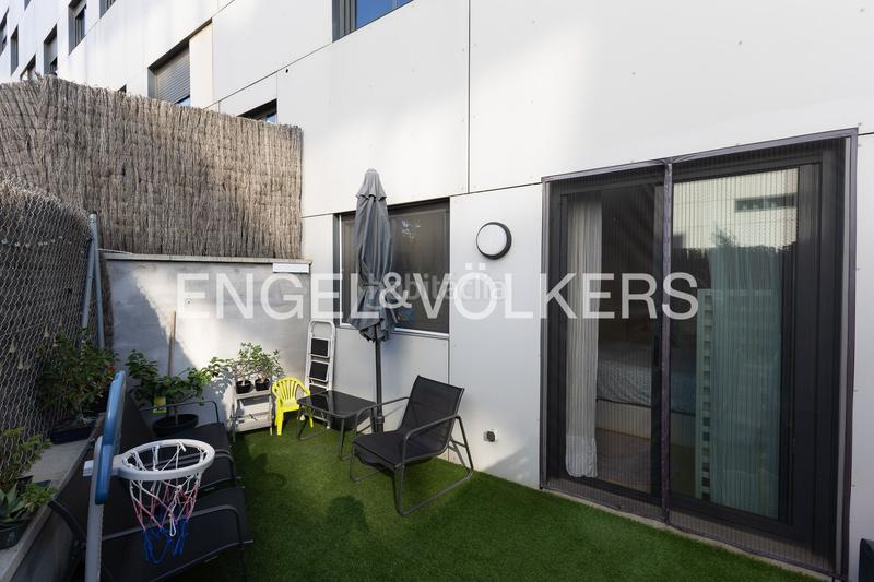 Foto f951a60e-f4c8-472d-9644-5740137fcc96. Apartament amb calefacció aparcament piscina a La Plana Esplugues de Llobregat