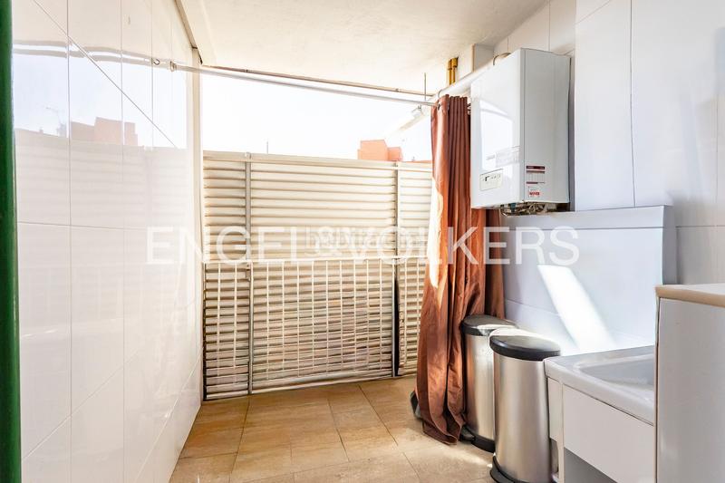 Foto 71eccdf3-2981-4d6f-b7d3-b5e8aa3506fb. Apartament amb calefacció aparcament a Sant Joan-TV3 Sant Joan Despí