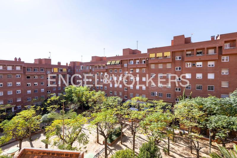 Foto 91d384a0-26d4-4afe-9c80-01a68458b069. Apartament amb calefacció aparcament a Sant Joan-TV3 Sant Joan Despí