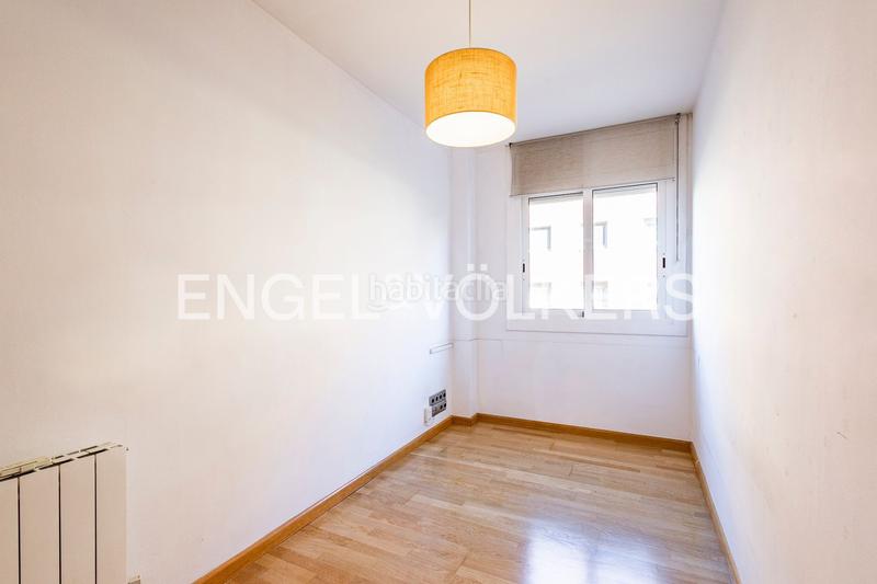 Foto d96dee4e-22e1-4352-8039-955b05fcc3a8. Apartament amb calefacció aparcament a Sant Joan-TV3 Sant Joan Despí