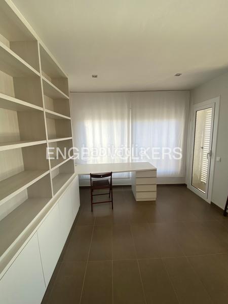 Foto 05759792-474c-4198-bec6-968c2f986054. Alquiler ático magnifico piso recién reformado en Sitges