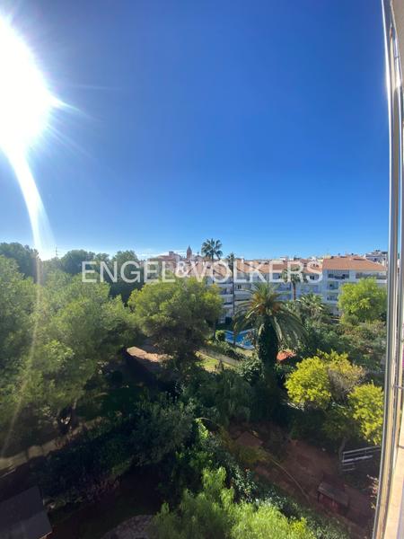 Foto 9fdf3705-17bb-4895-a371-fa53bfe4fb86. Rent penthouse with heating in Aiguadolç - Sant Sebastià Sitges