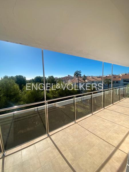 Foto eb2f0c0d-be4e-4d1e-83e8-256bfa61aa2e. Rent penthouse with heating in Aiguadolç - Sant Sebastià Sitges