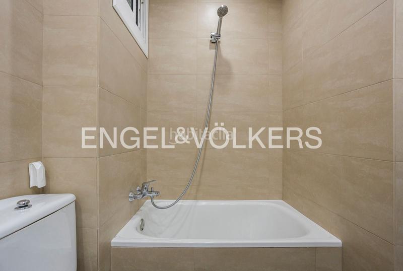 Foto b8ac6bd6-89f5-465a-b007-cf3e137dcf7d. Lloguer apartament amb calefacció a Sant Gervasi - Bonanova Barcelona